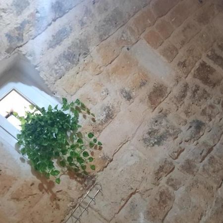 Amalia 2 Hotell Bari Exteriör bild